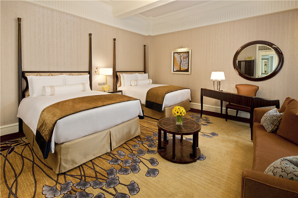 Fairmont Peace Hotel Shanghai By HBA 012.jpg