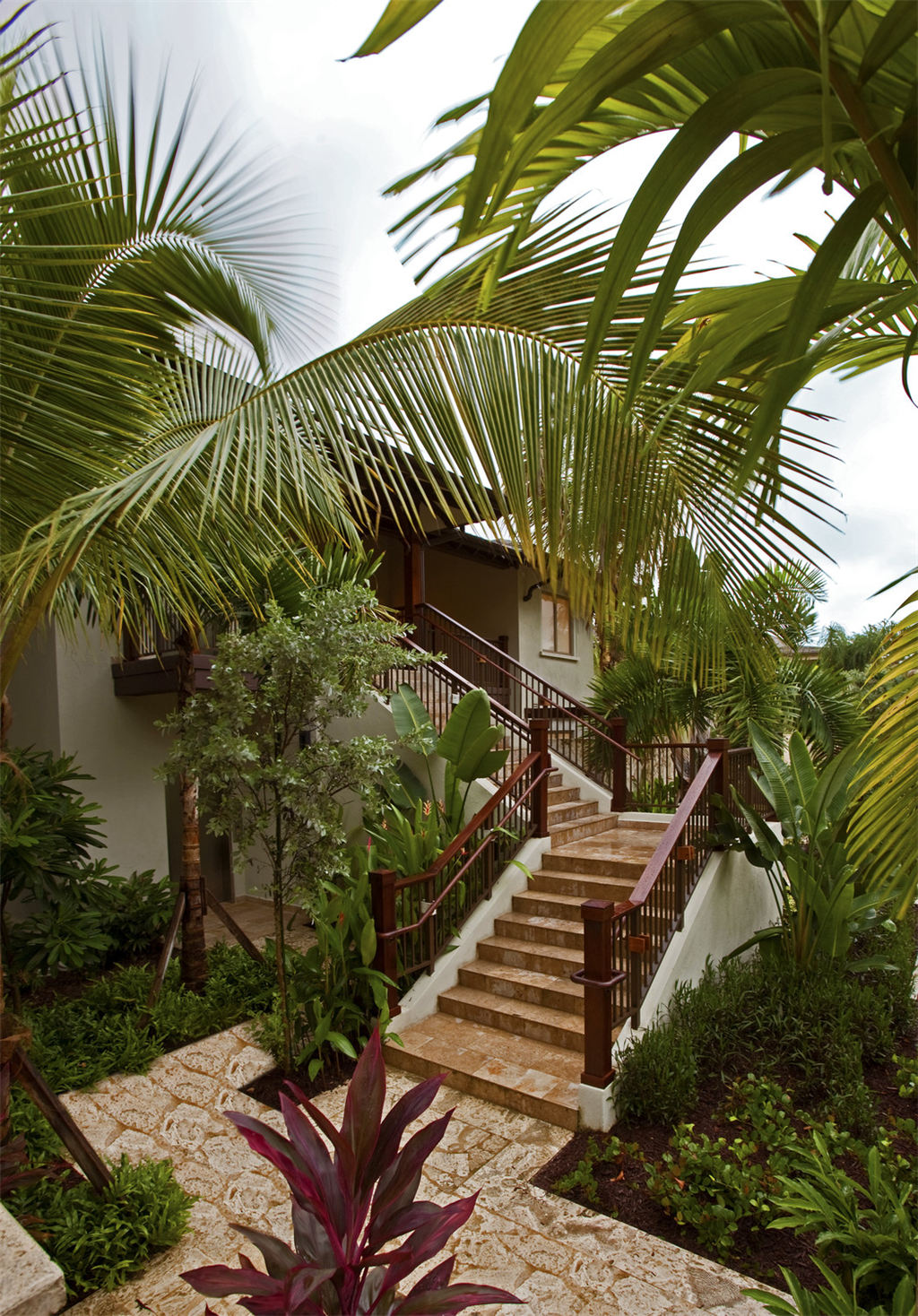 9)St. Regis Bahia Beach Resort, Puerto RicoOutside entrance Ĕz.jpg