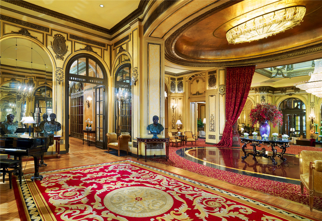 2)The St. Regis Grand Hotel, RomeLobby Rotonda Ĕz.jpg