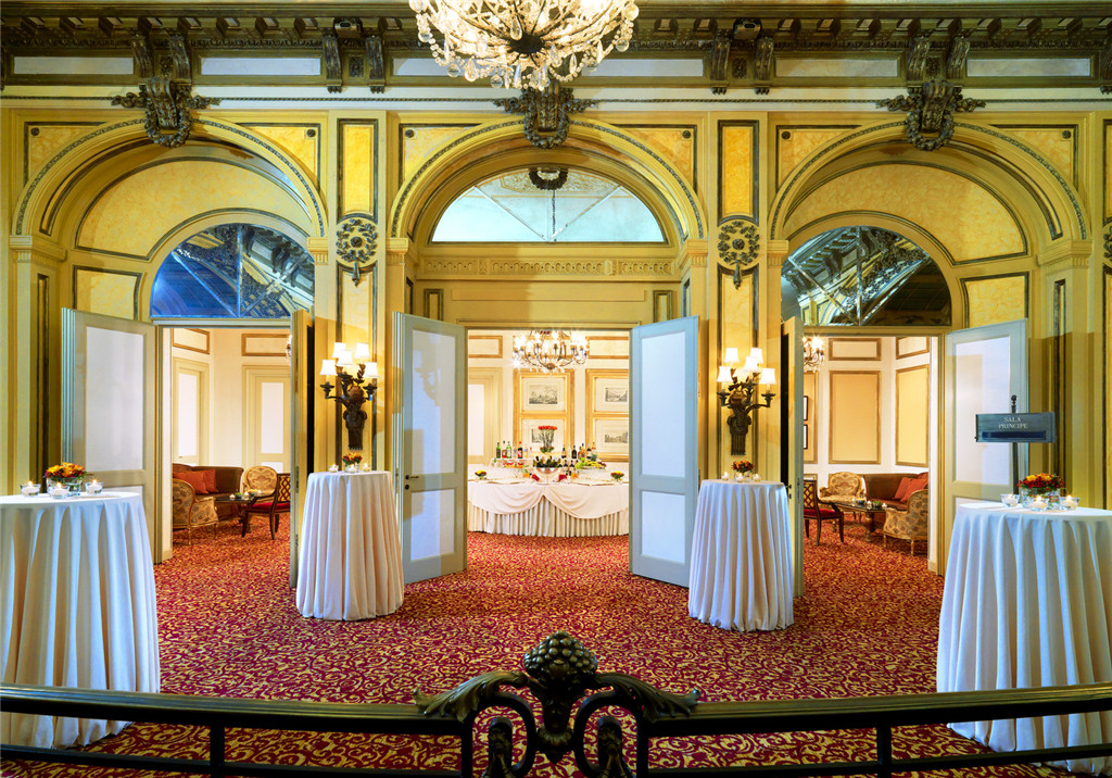 8)The St. Regis Grand Hotel, RomeSala Principe Ĕz.jpg