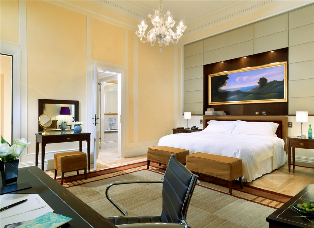 26)The St. Regis Grand Hotel, RomeSmall Designer Room Ĕz.jpg