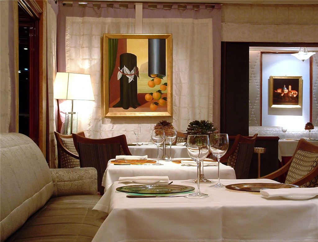 49)The St. Regis Grand Hotel, RomeVivendo restaurant, detail Ĕz.jpg