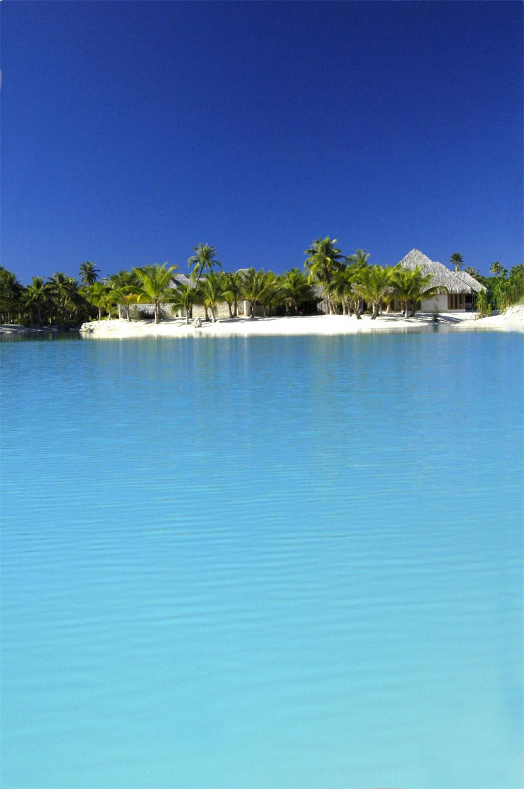 39)The St. Regis Bora Bora ResortSpa Miri Miri Exterior Ĕz.jpg