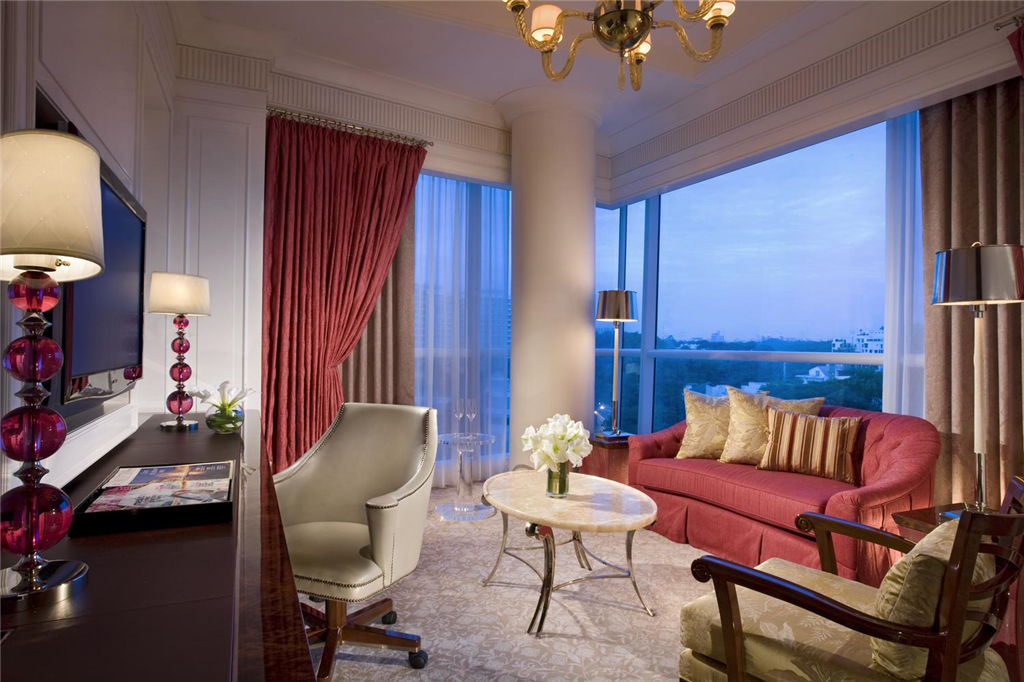 21)The St. Regis SingaporeCaroline Astor Suite Living Room Ĕz.jpg