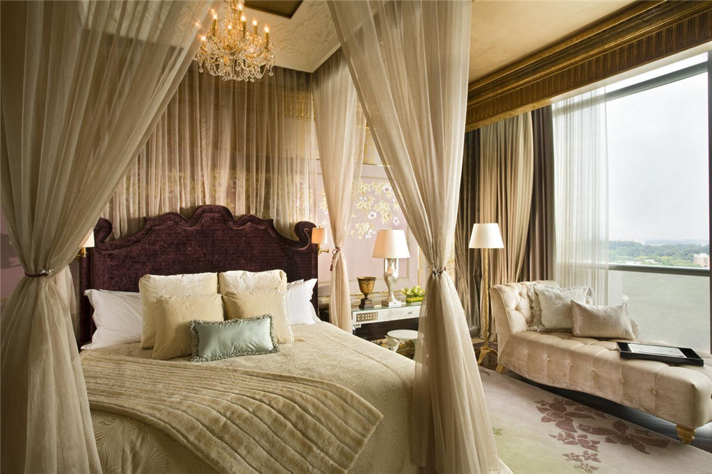 31)The St. Regis SingaporePresidential Suite - Bedroom Ĕz.jpg