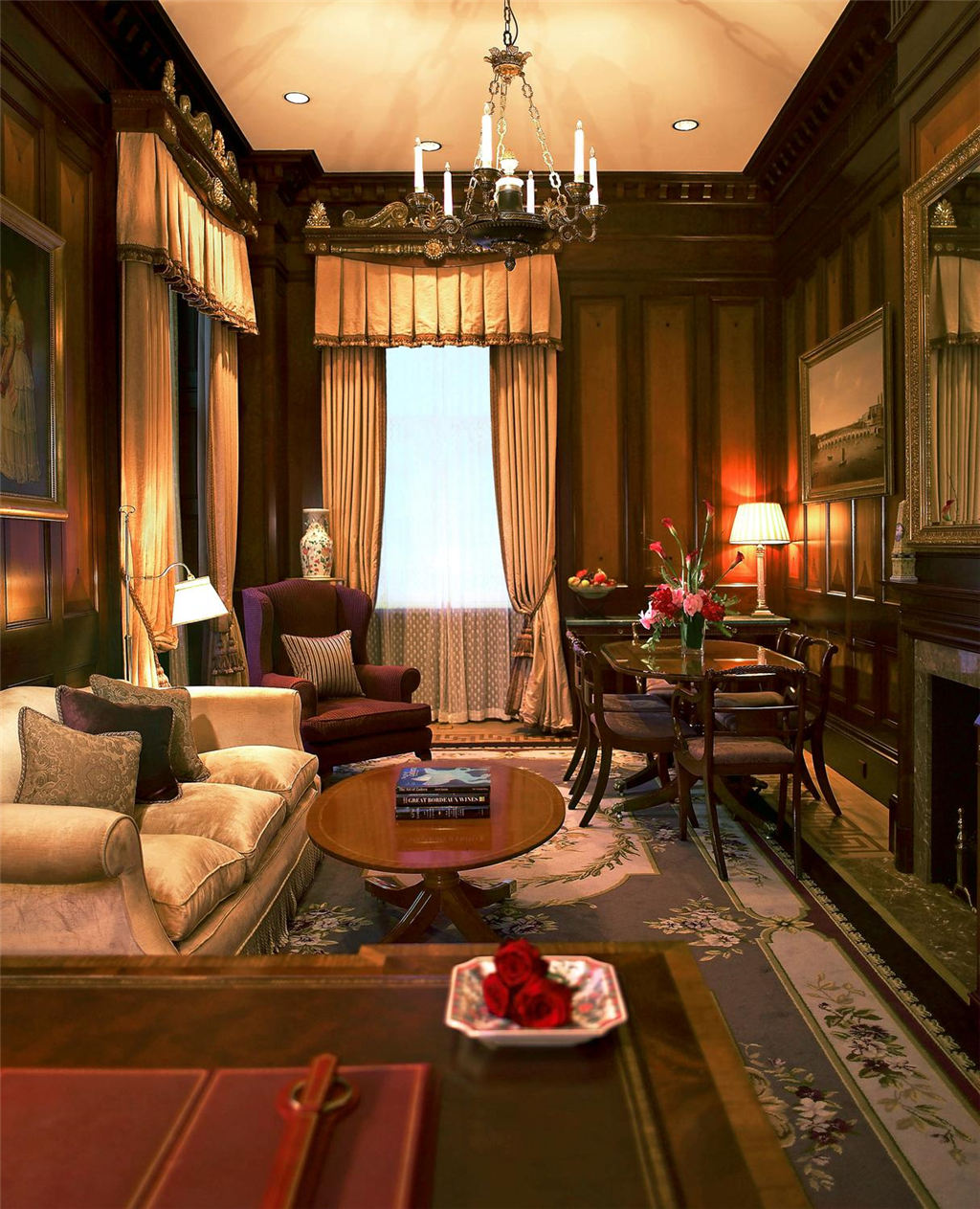 11)The Lanesborough, a St. Regis HotelBuckingham Suite Living Room Ĕz.jpg