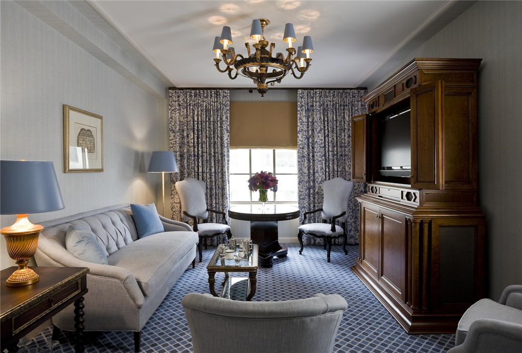 36)The St. Regis Washington, D.C.Caroline Astor Suite Parlor Ĕz.jpg