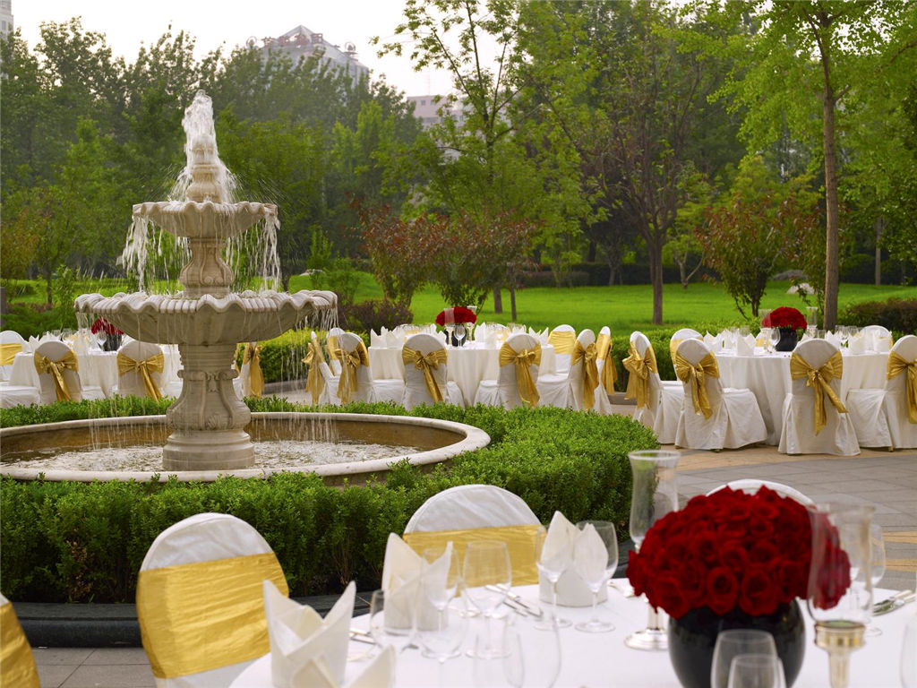 38)The St. Regis BeijingSt. Regis Garden - Gala Dinner Ĕz.jpg
