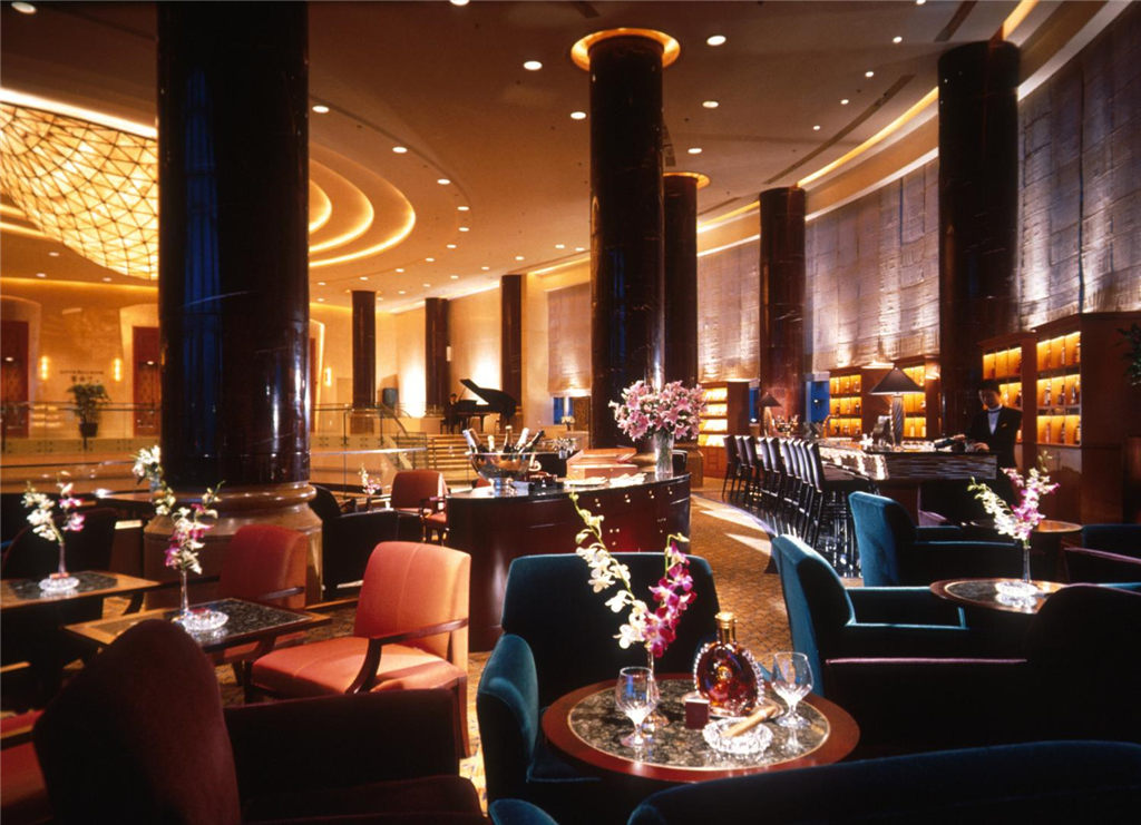 27)The St. Regis ShanghaiMezzanine Lounge and Cigar Bar Ĕz.jpg