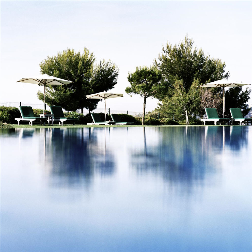 27)The St. Regis Mardavall Mallorca ResortOutdoor Swimming Pool Ĕz.jpg