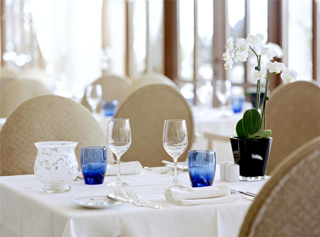 40)The St. Regis Mardavall Mallorca ResortAqua Restaurant Ĕz.jpg