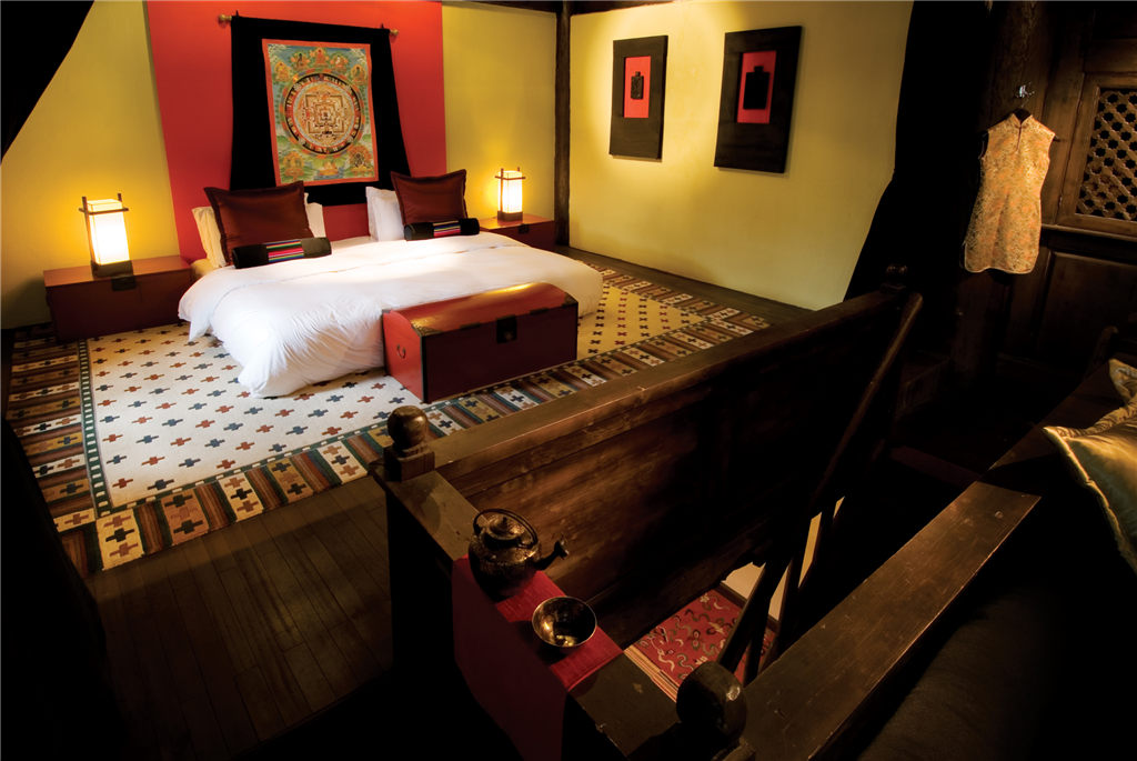 tibetan spa suite-bedroom.jpg