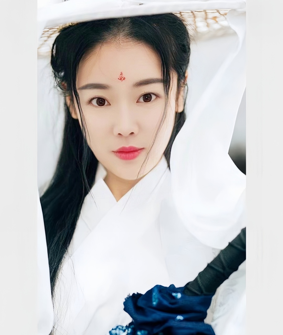 演艺总监.jpg 演艺总监.jpg